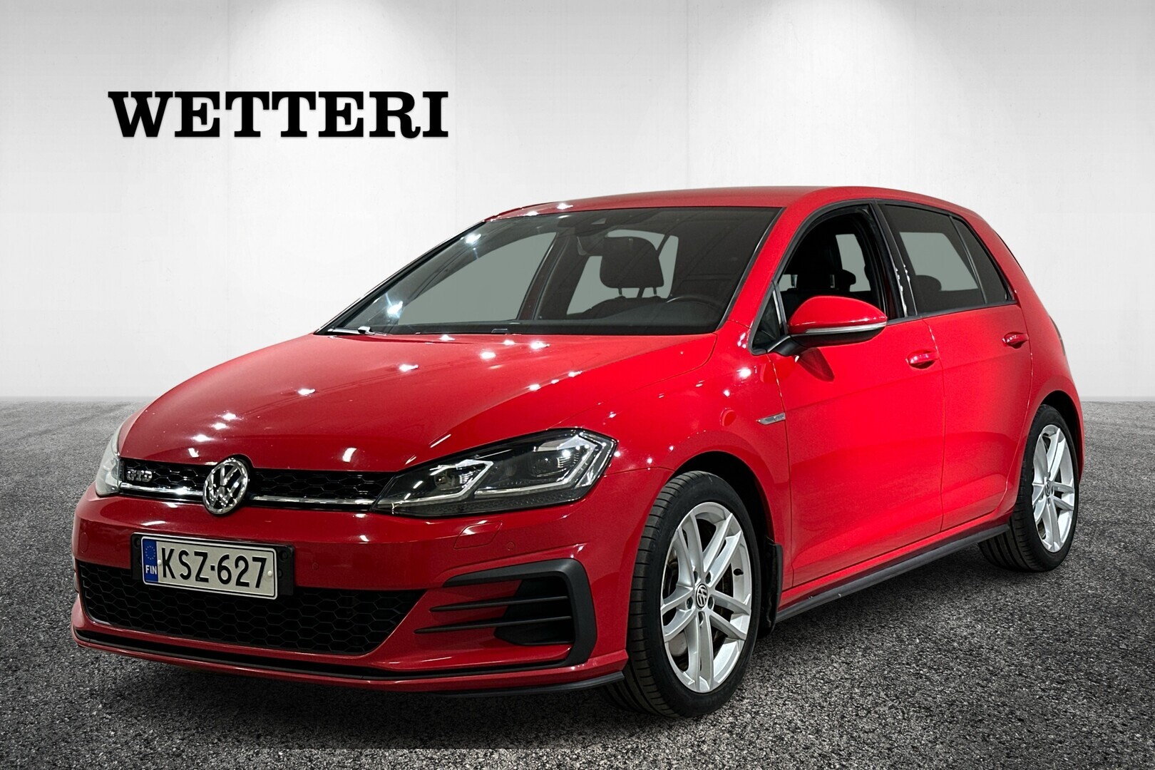 VOLKSWAGEN Golf GTD 2,0 TDI 135 kW (184 hv) DSG-automaatti - ** Webasto / Bluetooth / Peruutuskamera **