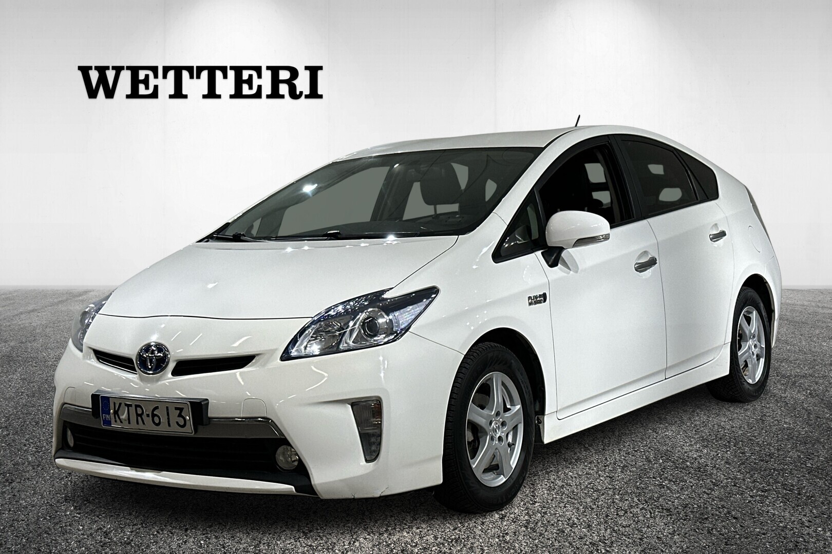 TOYOTA Prius Plug-in Prius ** Vakkari / Kamera / Avaimeton kulku**