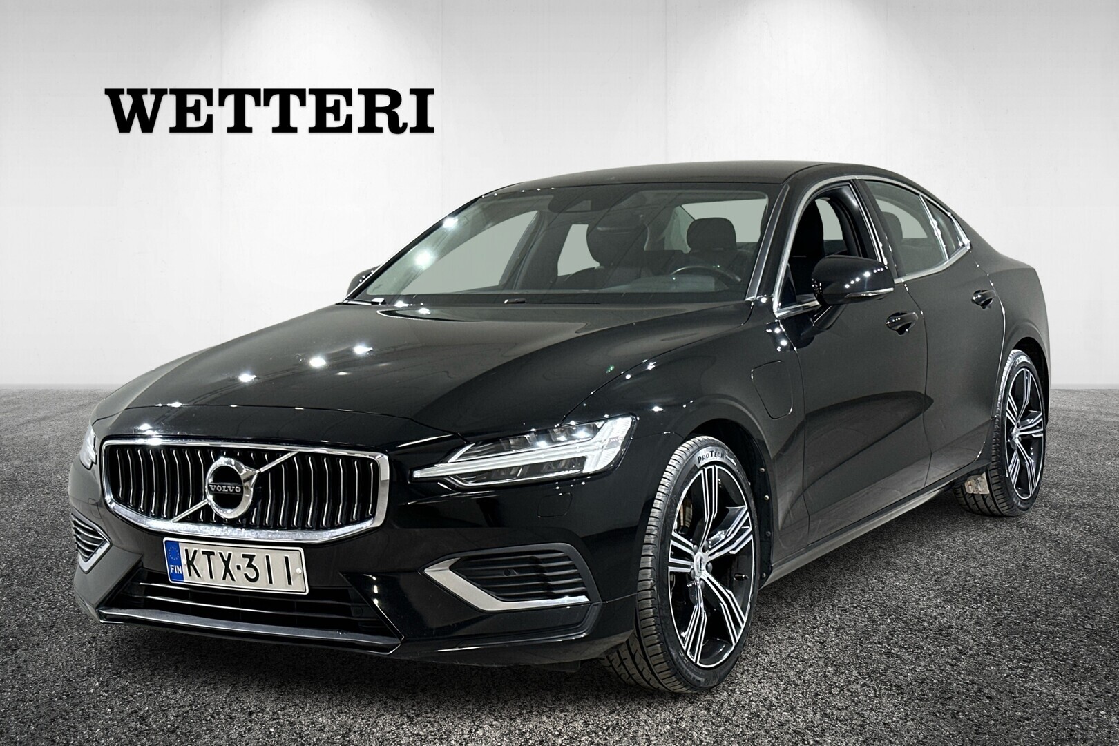 VOLVO S60 T8 TwE AWD Business Inscription aut/ 1-om. Suomi- auto / Lisälämmitin / Navi / ACC / Harman/Kardon - Juuri saapunut! / 1-om. Suomi- auto / Lisälämmitin / Navi / ACC / Harman/Kardon 
