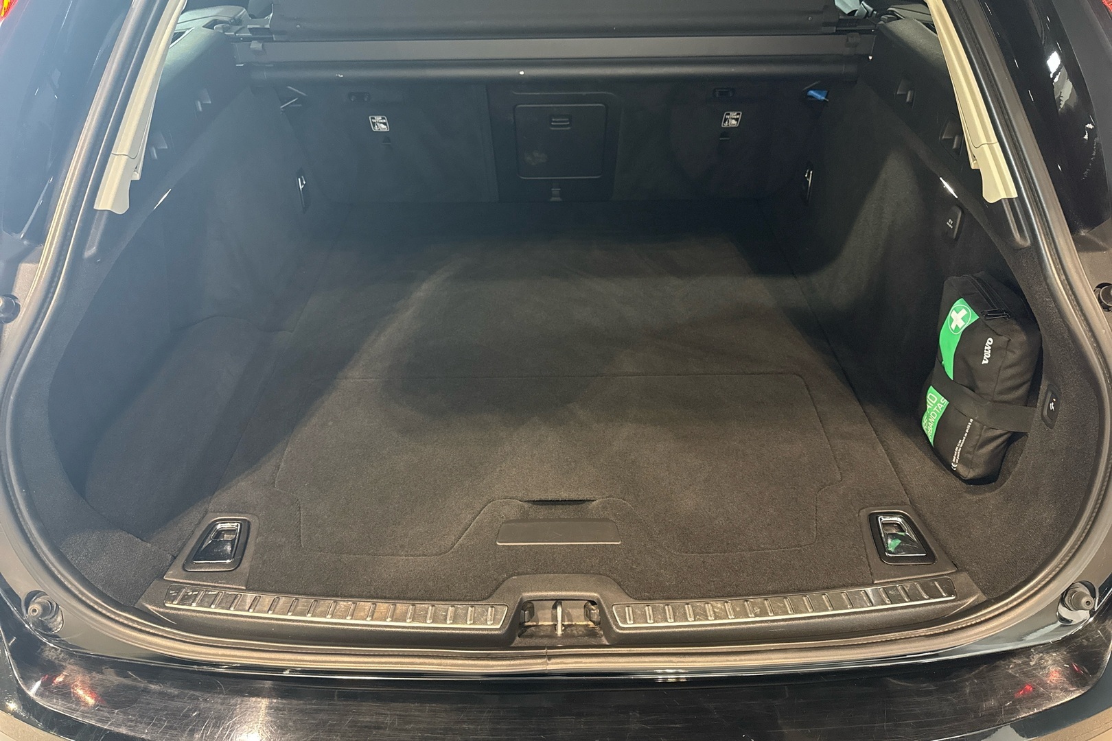 Volvo V90 Cross Country 2022, kuva 7/14