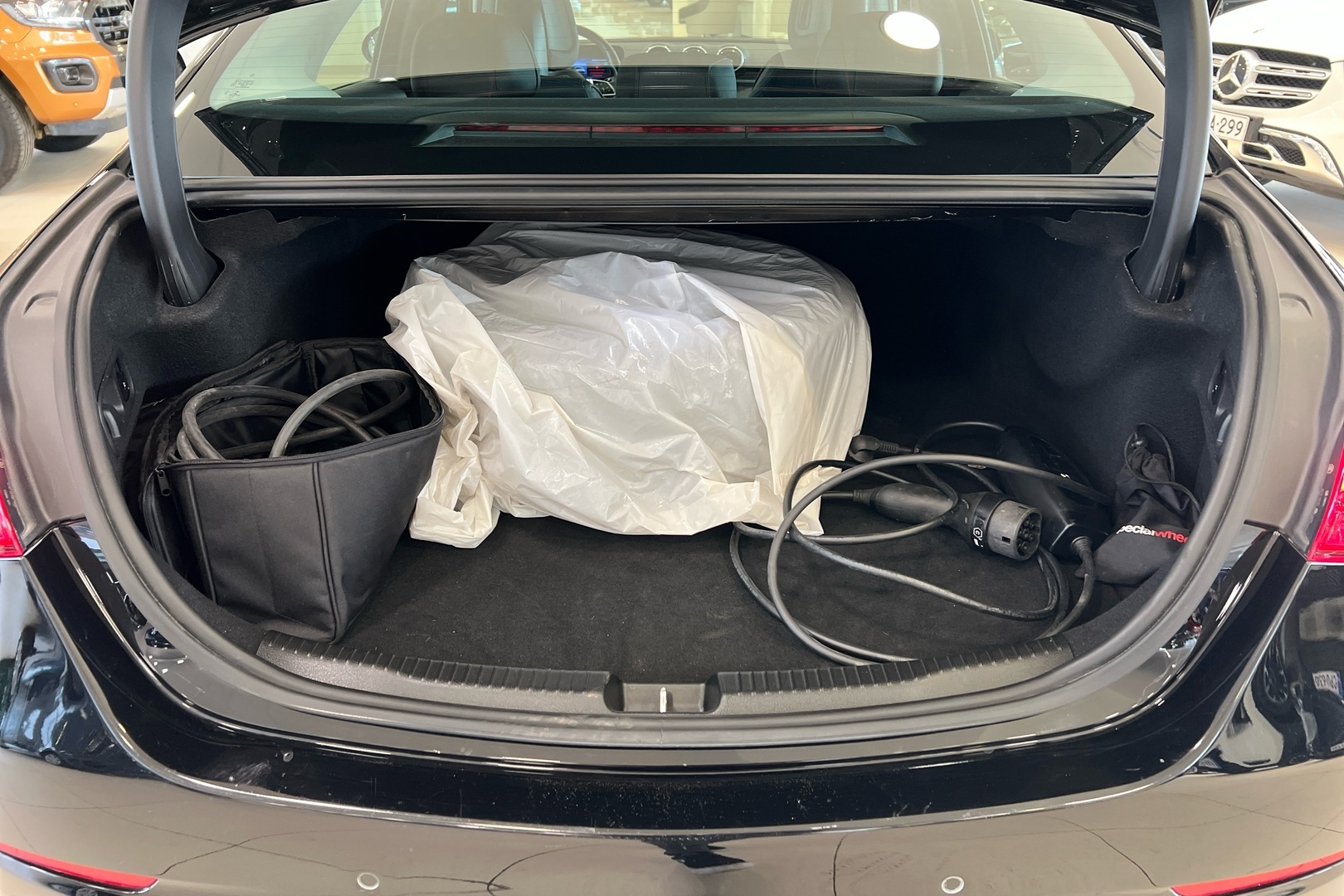 Mercedes-Benz C 300 e A Business 2023, kuva 7/13
