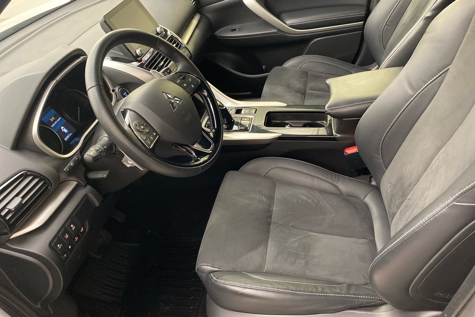 Mitsubishi Eclipse Cross 2023, photo 6/19