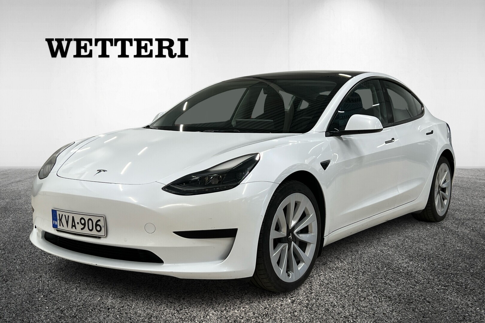 TESLA Model 3 Standard Range Plus / Lämpöpumppu / Lasikatto / Ryzen / Sähkökontti / - / Lämpöpumppu / Lasikatto / Ryzen / Sähkökontti /