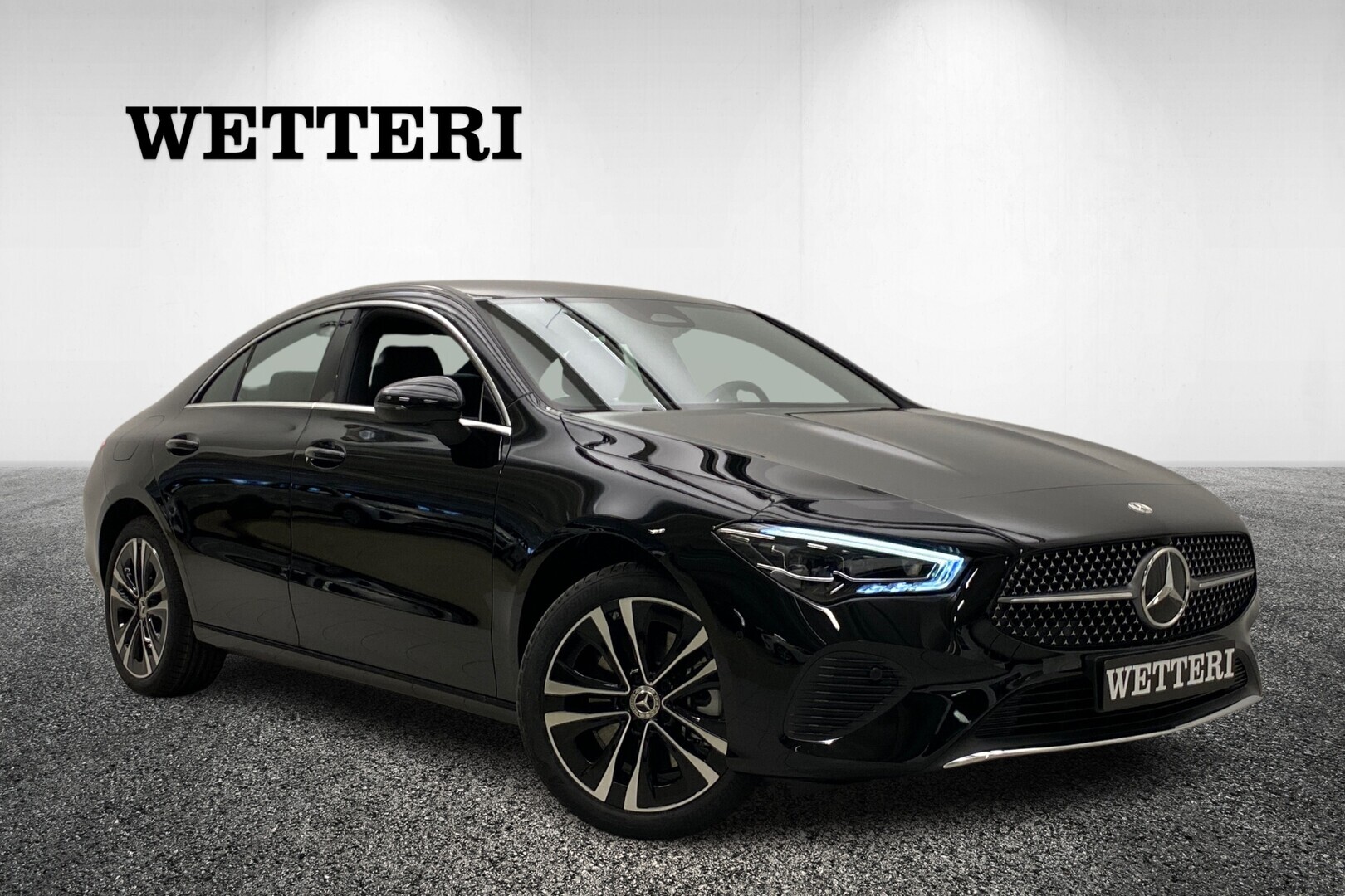 MERCEDES-BENZ CLA 250 e A Business Edition - / Vetokoukku / Multibeam-LED / Distonic / Ratinlämmitys / 