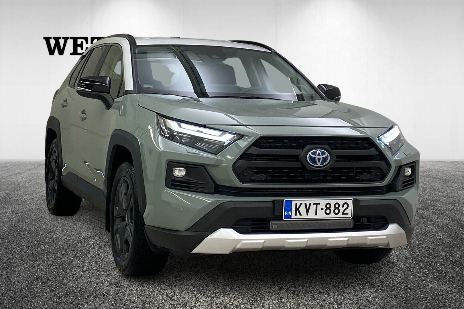 TOYOTA RAV4 2,5 Hybrid AWD-i Adventure Edition / Tehdastakuu / Merkkihuollettu / 1.omist / ACC / Vetokoukku / JBL / Keyless
