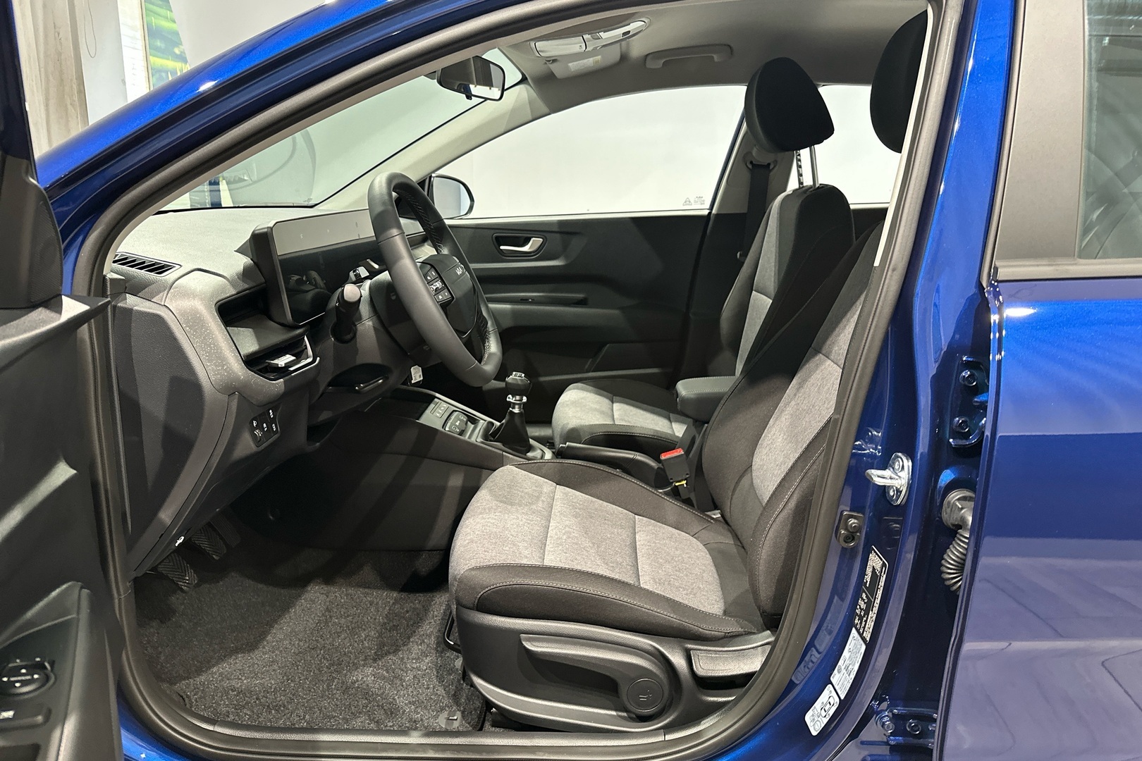 Kia Stonic 1,0 T-GDI 100hv LX 2026, kuva 7/17