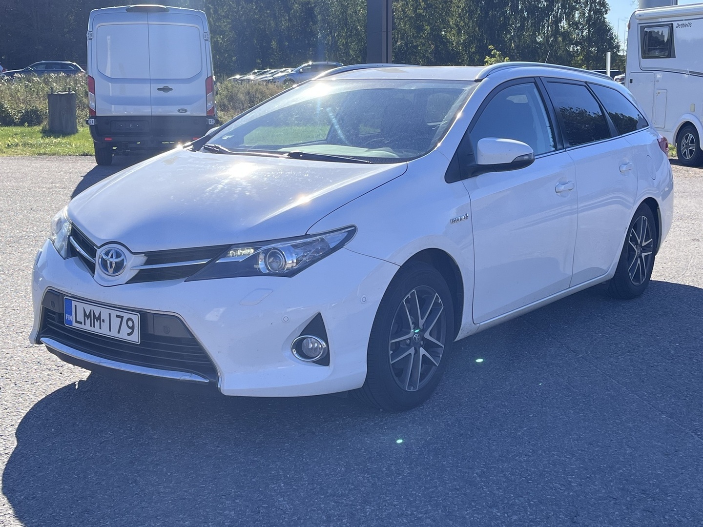 TOYOTA Auris Touring Sports 1,8 Hybrid Active Edition ** Juuri tullut! Pyydä tarjous jo nyt! 0449025570 tai vertti.kallio@wetteri.fi - Juuri tullut! Pyydä tarjous jo nyt! 0449025570 tai vertti.kallio@wetteri.fi ** Peruutuskamera / Kahdet renkaat / Hyvin huollettu / Vetokoukku **
