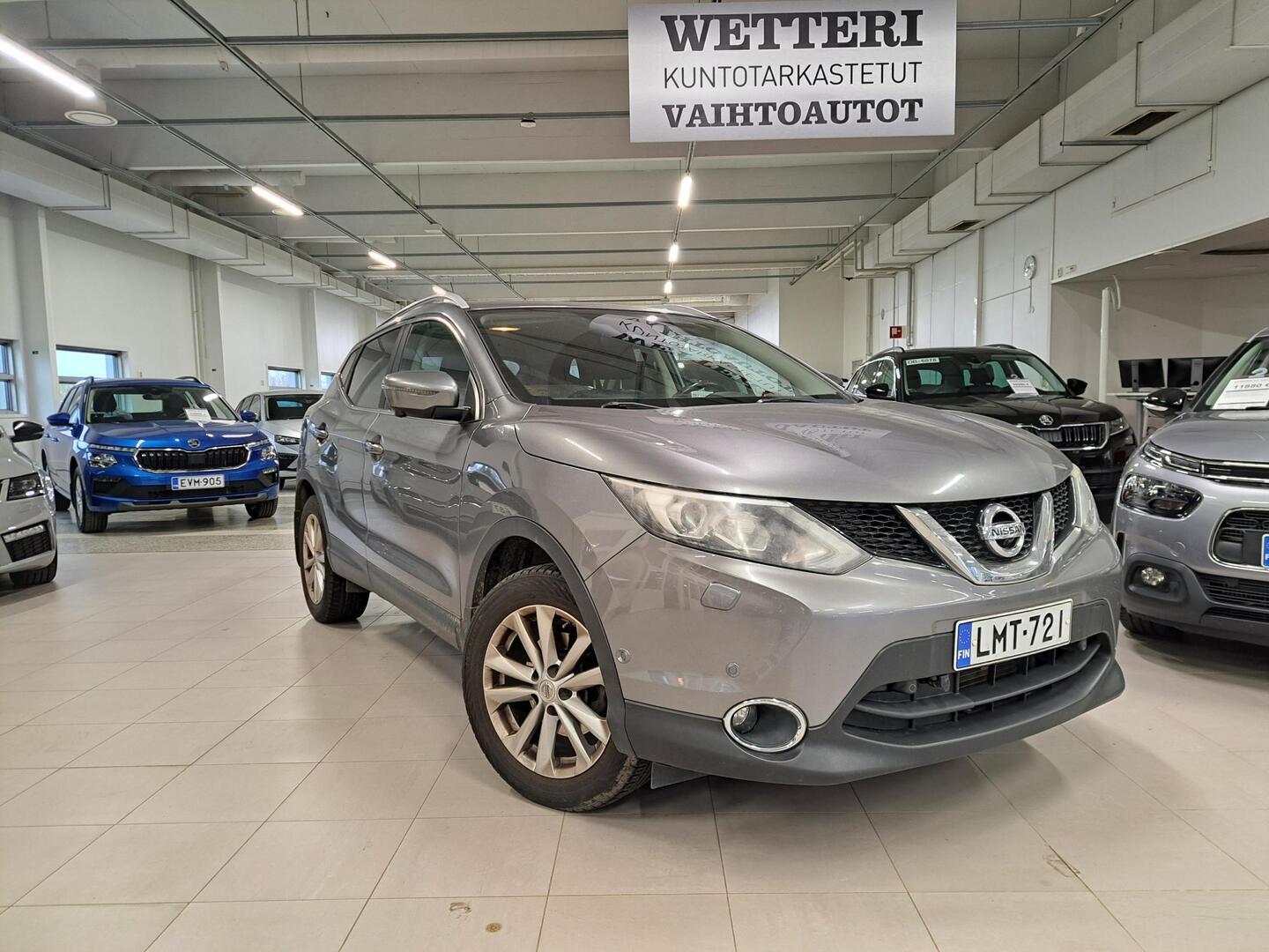 NISSAN Qashqai DIG-T 115 Business 360 2WD Xtronic E6 Leather**Merkkihuollettu//Suomi-auto** - **Koukku// Navi// P-kamera// Lämpöpaketti// Lämmitetty tuulilasi**