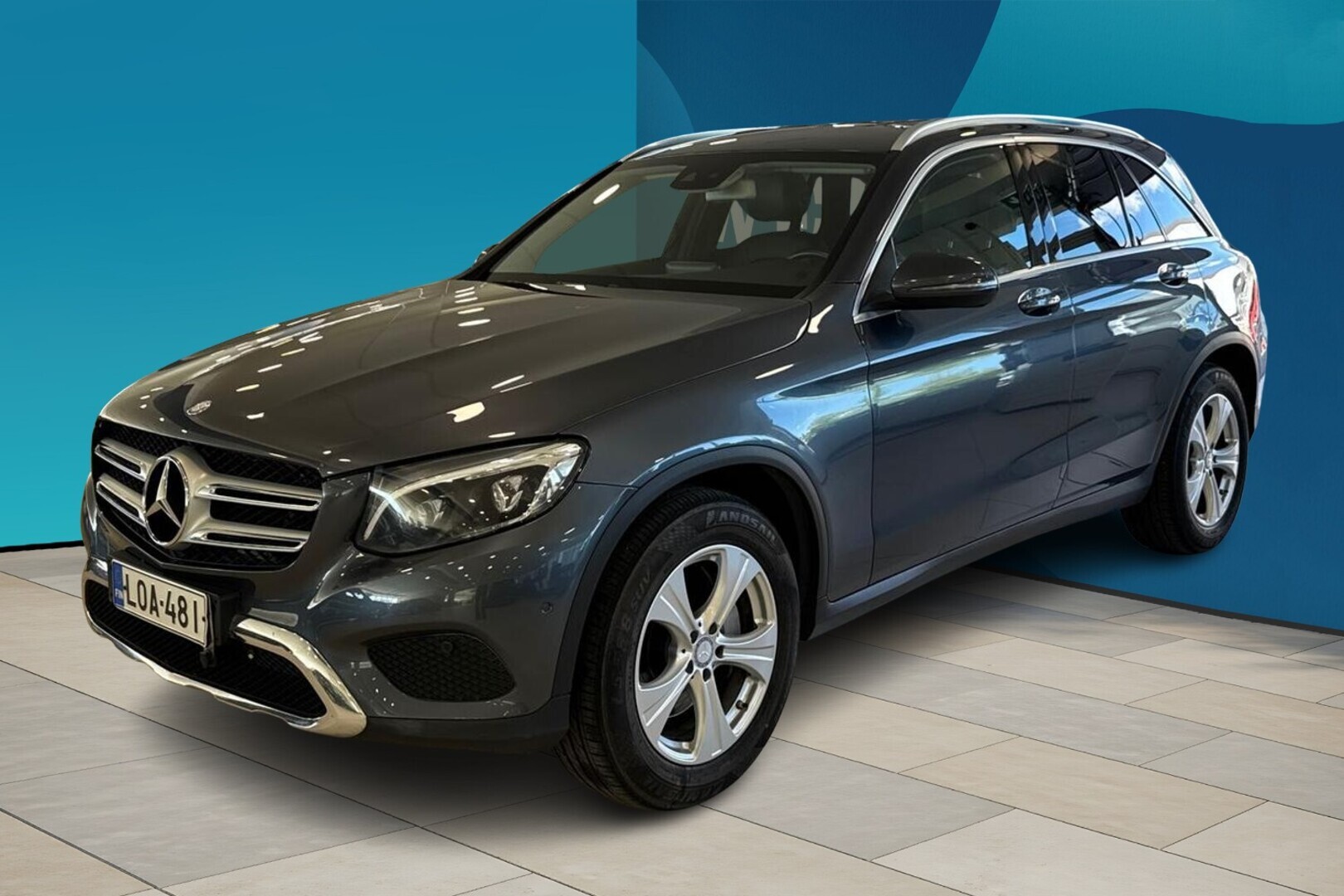 MERCEDES-BENZ GLC 220 d 4Matic A Premium Business / Koukku / Burmester / Kamera / Vakkari / Lohko ja sisäpuhallin / Kahdet renkaat / Juuri huollettu / - Vetokoukku / Burmester / Peruutuskamera / Vakionopeudensäädin / Lohkolämmitin ja sisäpuhallin / Kahdet renkaat / Juuri huollettu