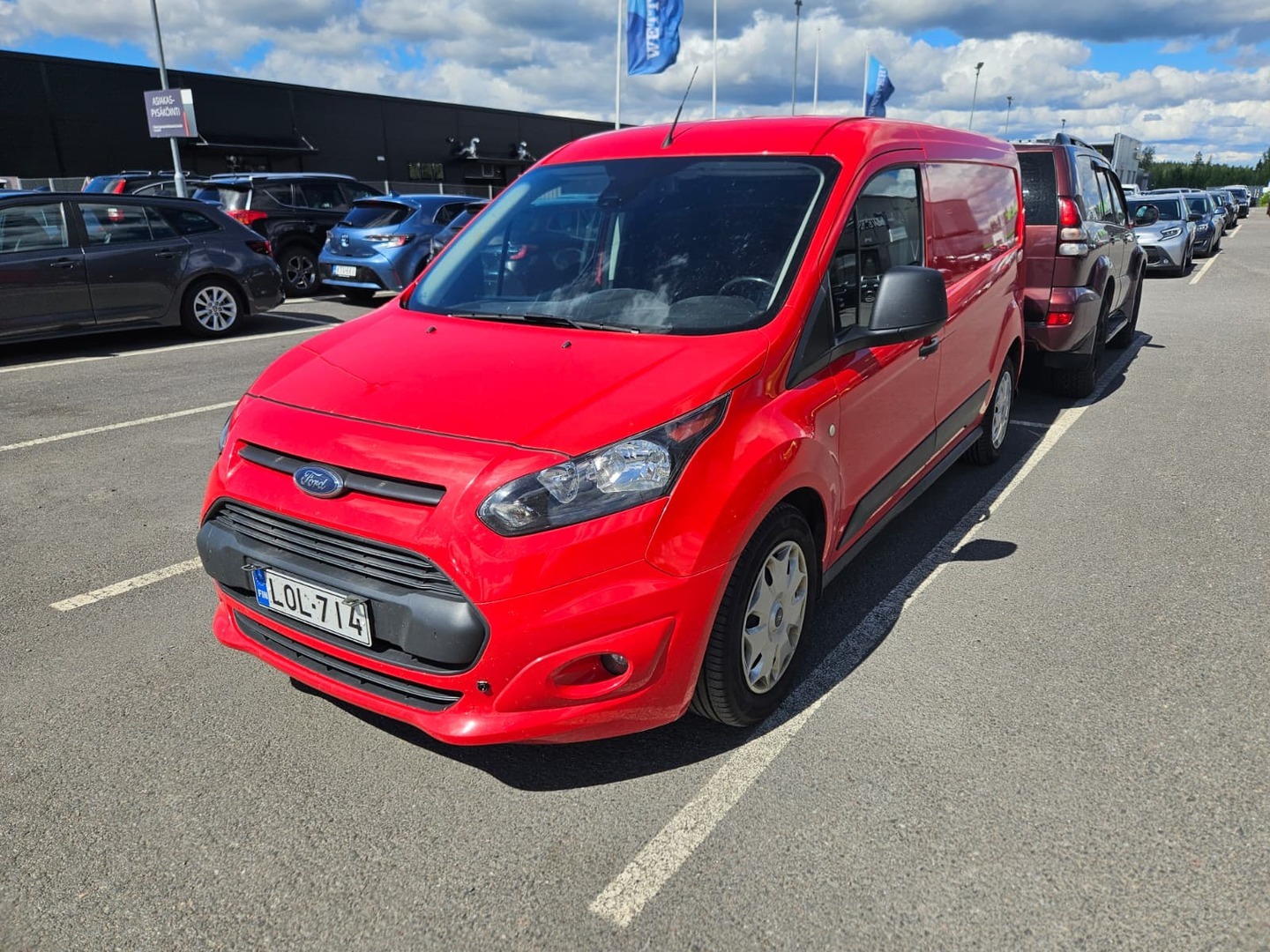 FORD Transit Connect 240 1,5 TDCi 120 hv M6 Trend L2 / Juuri tullut! / Suomi-auto / Lämpölasi / Vetokoukku / Lohko+Sp / - / Juuri tullut! / Suomi-auto / Lämpölasi / Vetokoukku / Lohko+Sp /