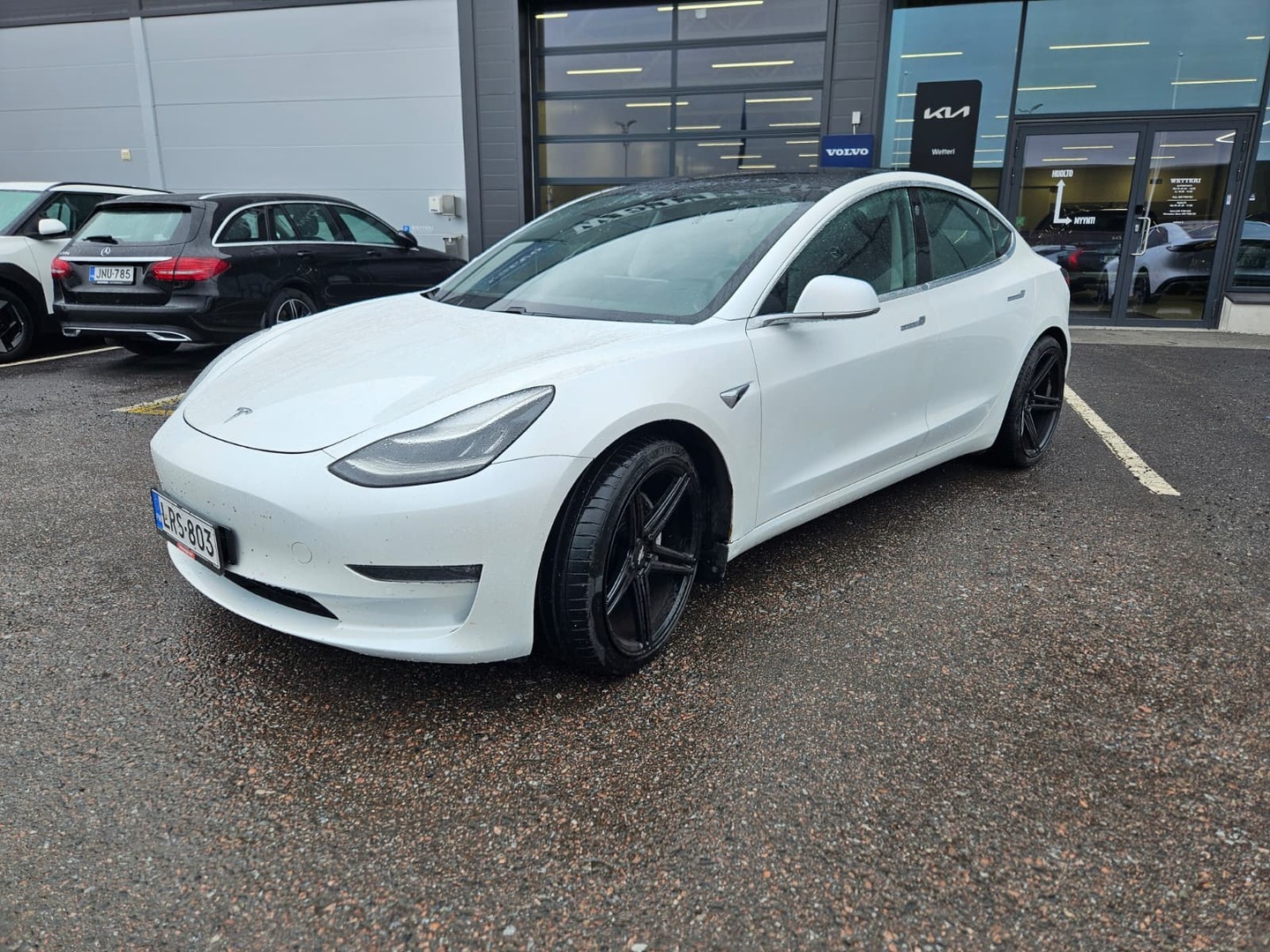TESLA Model 3 Long-Range Dual Motor AWD - / Juuri tullut! / Kysy tarjous jo tänään! /
