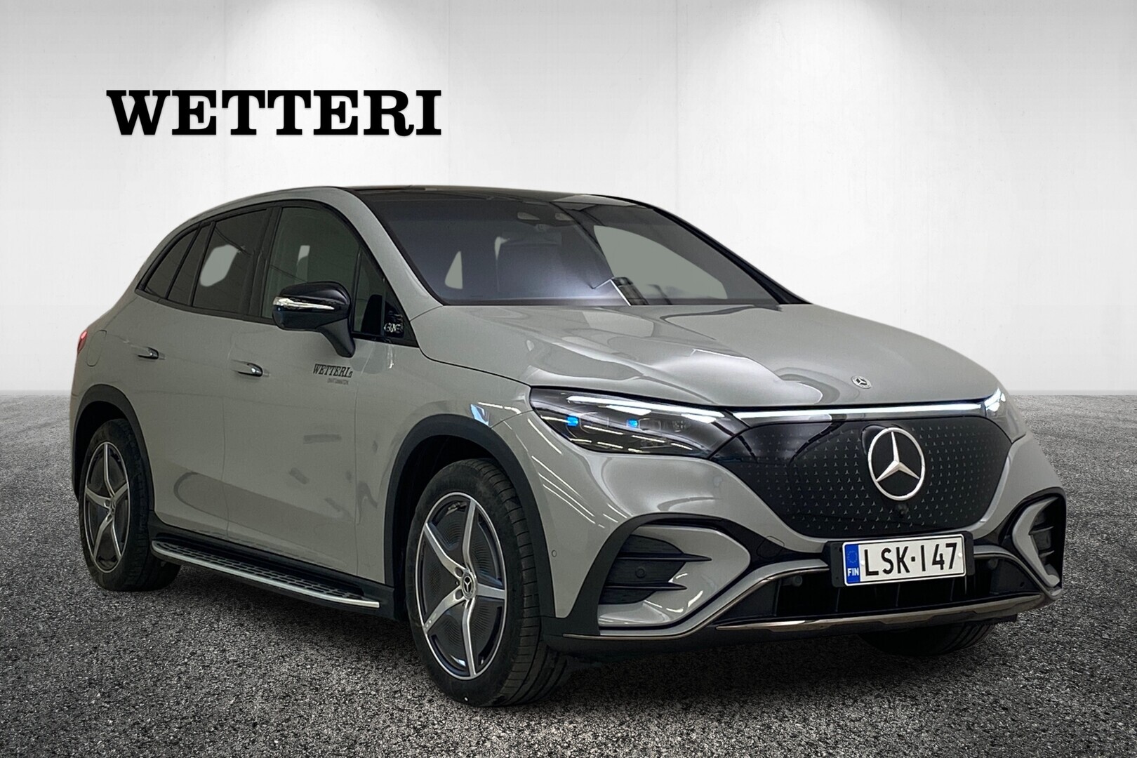 MERCEDES-BENZ EQE SUV 500 4MATIC SUV - / Distronic+ / Nelipyöräohjaus / Digital Light / Panorama / HUD / Airmatic / 360° kamera / Vetokoukku / AMG Styling / 	
Burmester® / Akustiikkapaketti / 22kW vaihtovirtalataus / 170 kW tasavirtalataus / Hyperscreen / Night-paketti / 