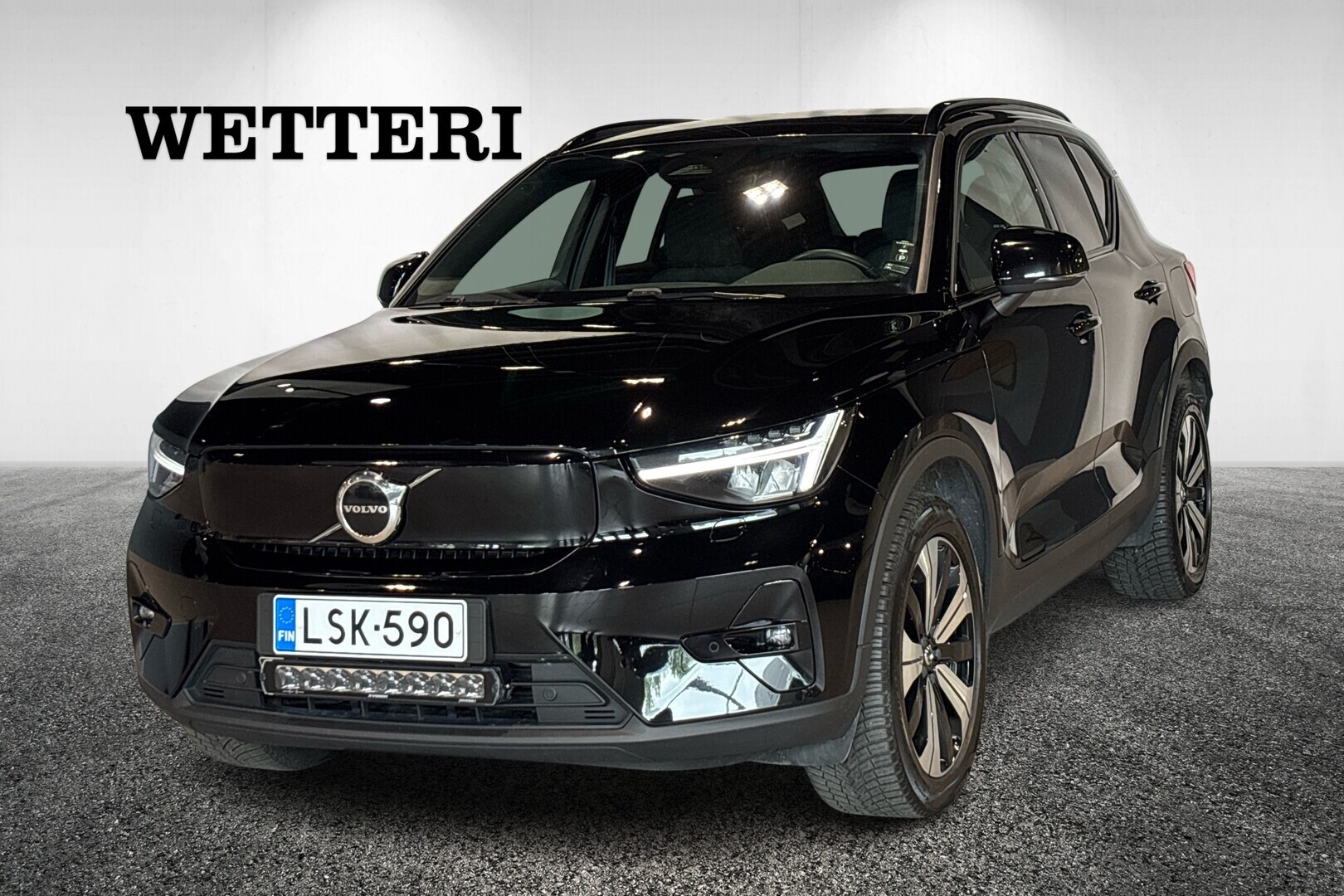 VOLVO XC40 Recharge Single Plus aut - Volvo Selekt / Suomiauto ensimmäiseltä omistajalta / Adapt.vakkari+Pilot Assist / Vetokoukku / Lämpöpumppu / LED / Keyless / Kuljettajan muistipenkki / Peruutuskamera / BLIS