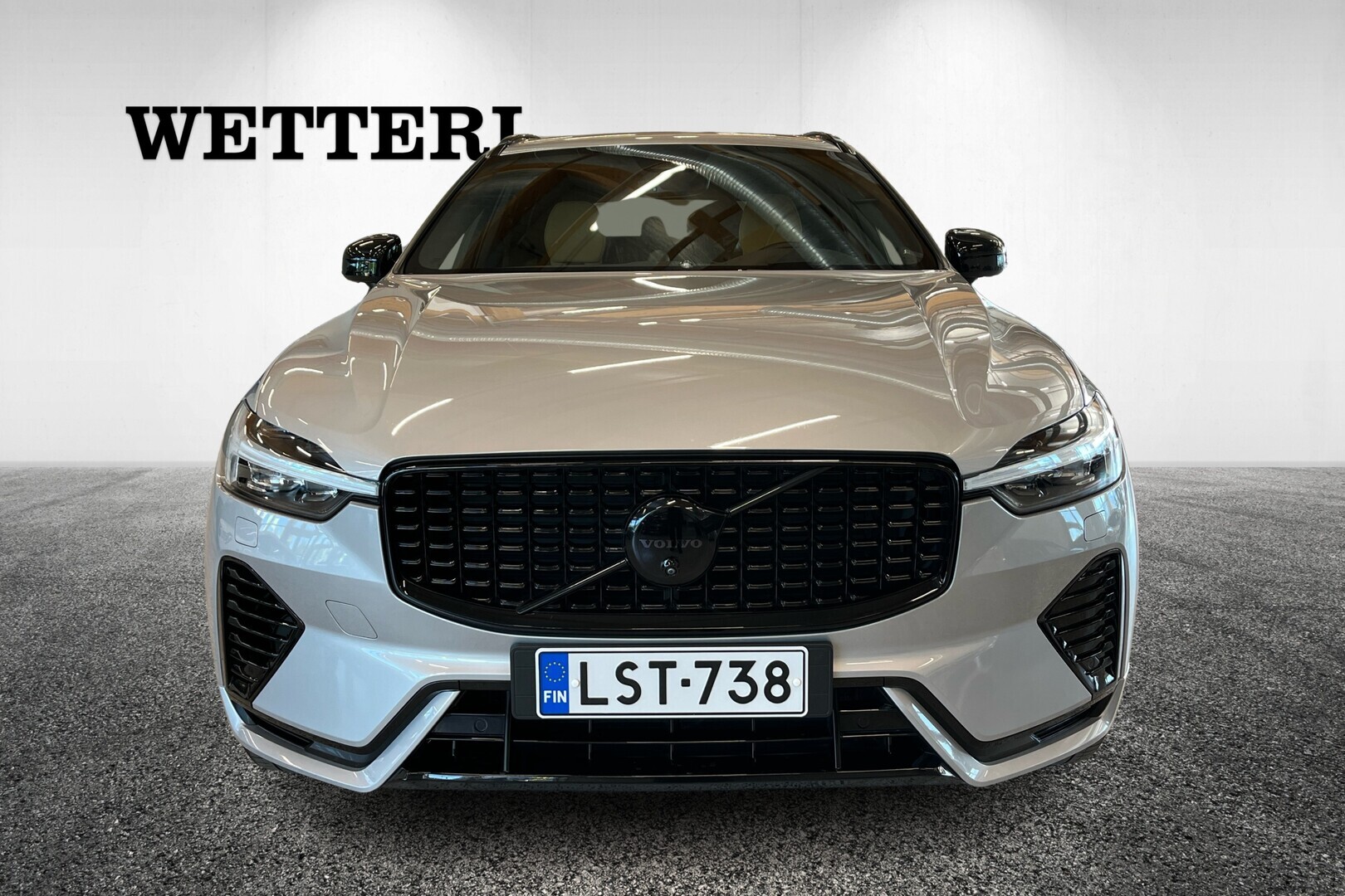 Volvo XC60 2025, photo 3/24