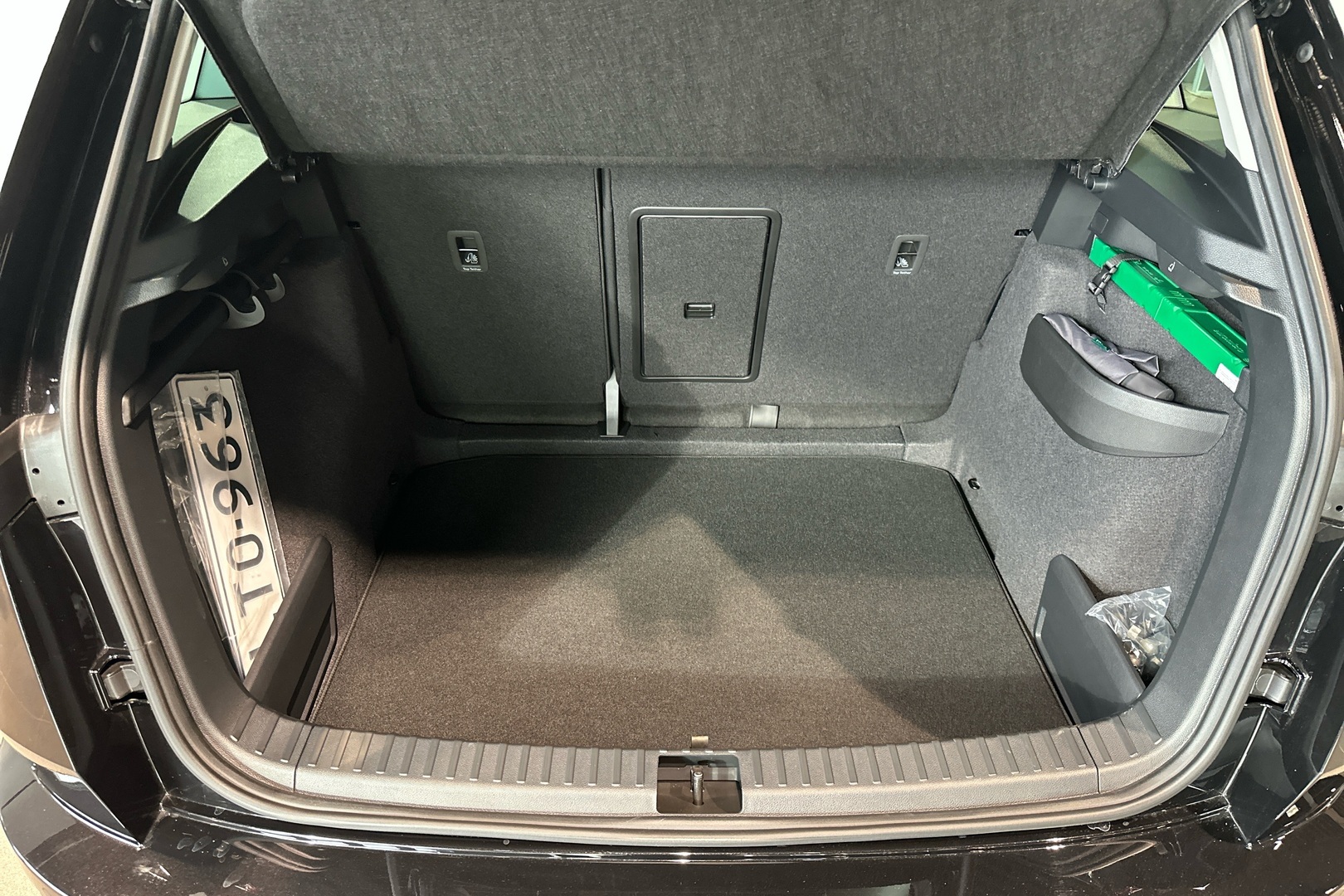 Skoda Karoq 1.5 TSI Style DSG Autom. 2025, kuva 6/11