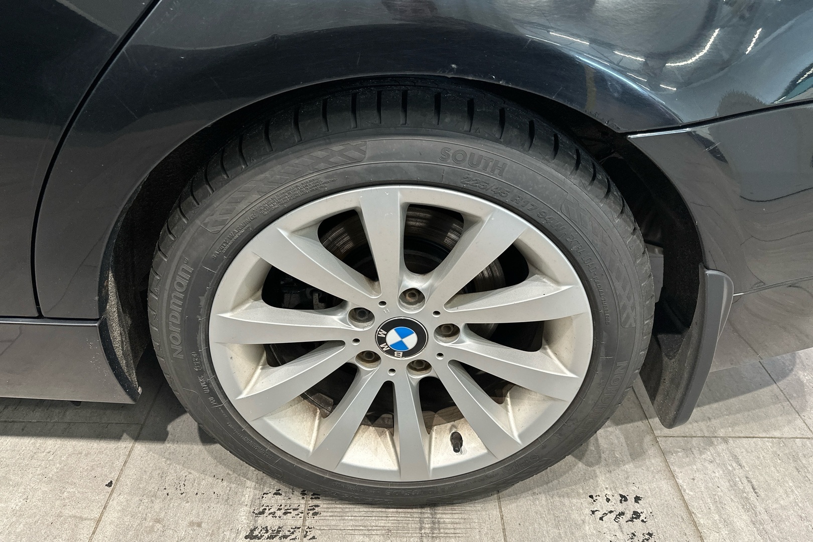 BMW 320 E91 Touring Business Sport 2011, kuva 6/30