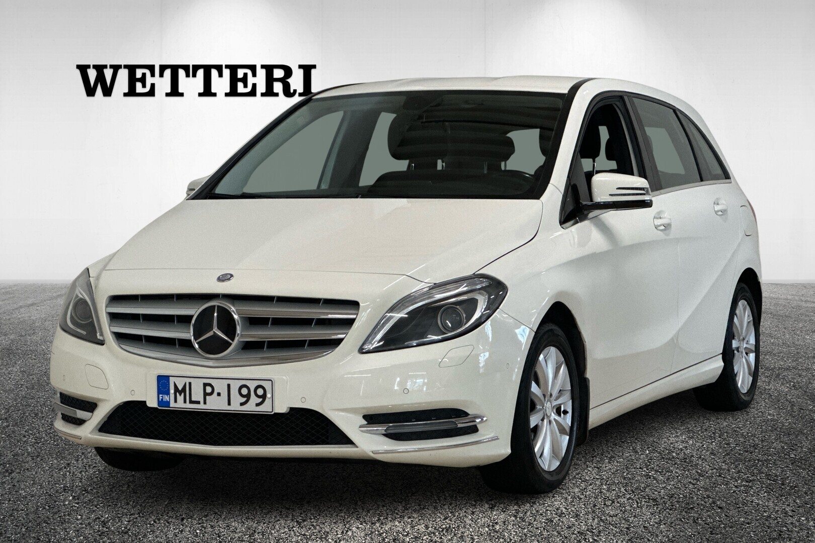MERCEDES-BENZ B 180 CDI BE A Premium Business / 2x renkaat / P-Tutkat / Siisti!