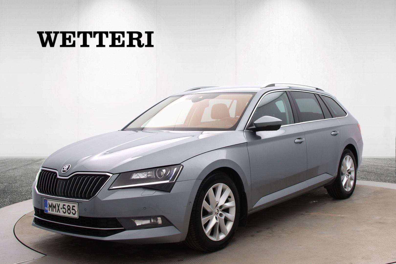 SKODA Superb Combi 2,0 TDI 190 4x4 Elegance DSG Aut. / Webasto / Defat / Koukku / Navi / Tutkat / ACC / Xenon / Lämpölasi - **Täydellinen merkkiliikkeen huoltohistoria / Suomi-auto / Kuntotarkastettu**