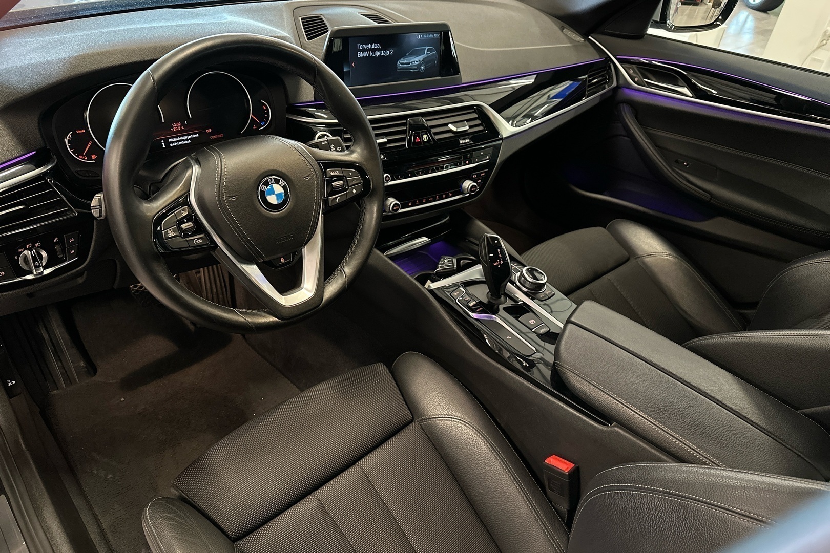 BMW 520 2018, kuva 7/29