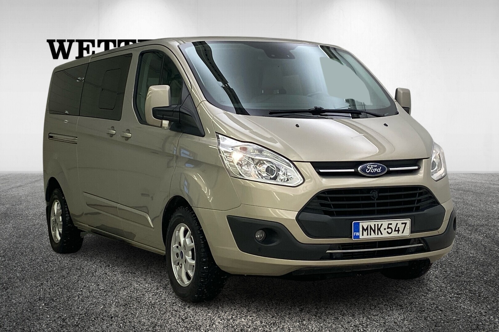 FORD Tourneo Custom 310 2,0TDCi 170 hv A6 Titanium 1+7 henk. / 1-om. / Hyvin huollettu / Nahkat / Webasto / Sähköpenkki / Koukku / Lämpölasi