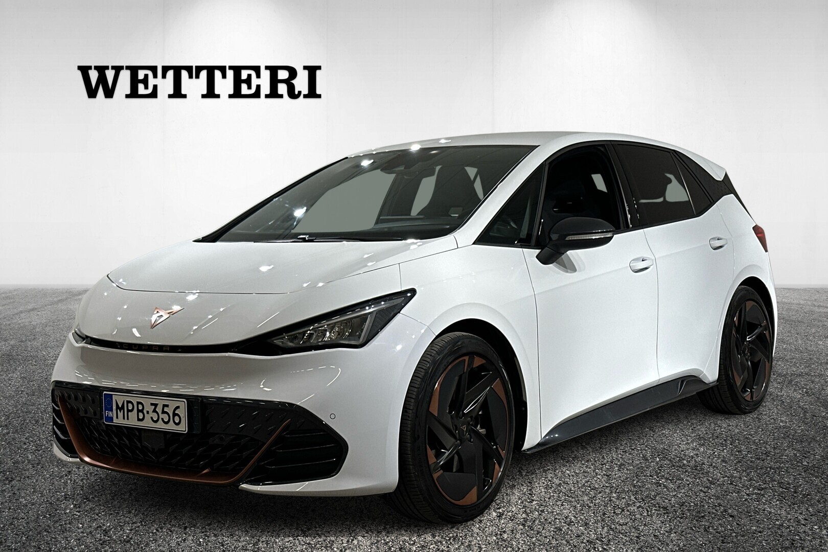CUPRA Born e-Boost 170 kW 58 kWh - **ACC / Kamera / Tutkat / Lämpöpumppu**
