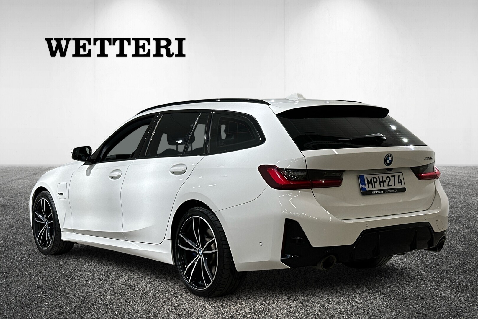 BMW 330 2023, kuva 7/36