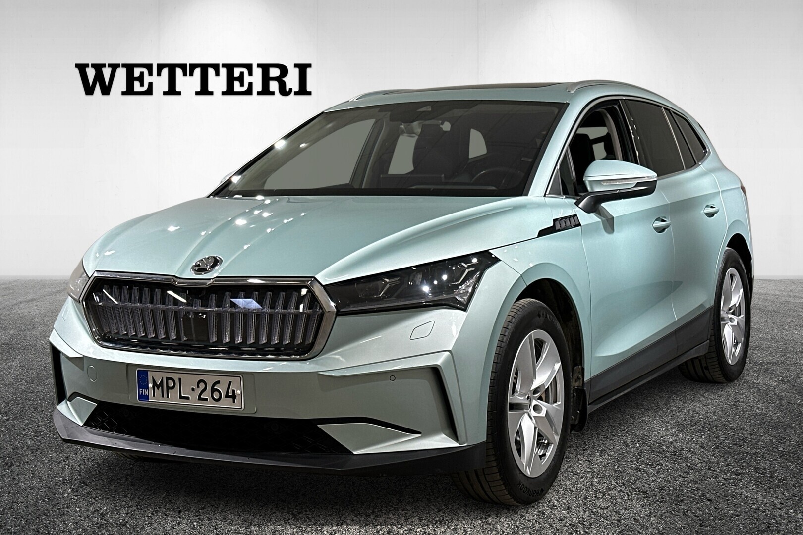 SKODA Enyaq 80x 4x4 Style iV - ** Skoda loistoturva / 1-om. Suomi-auto / ACC / Vetokoukku / Matrix-LED / Panorama / Digimittaristo / Kahdet renkaat aluvanteilla **