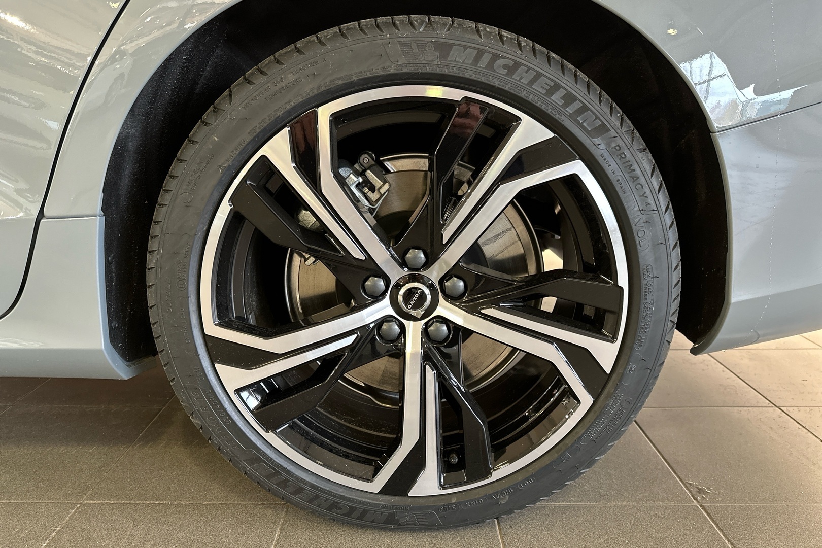 Volvo S60 2025, kuva 6/15