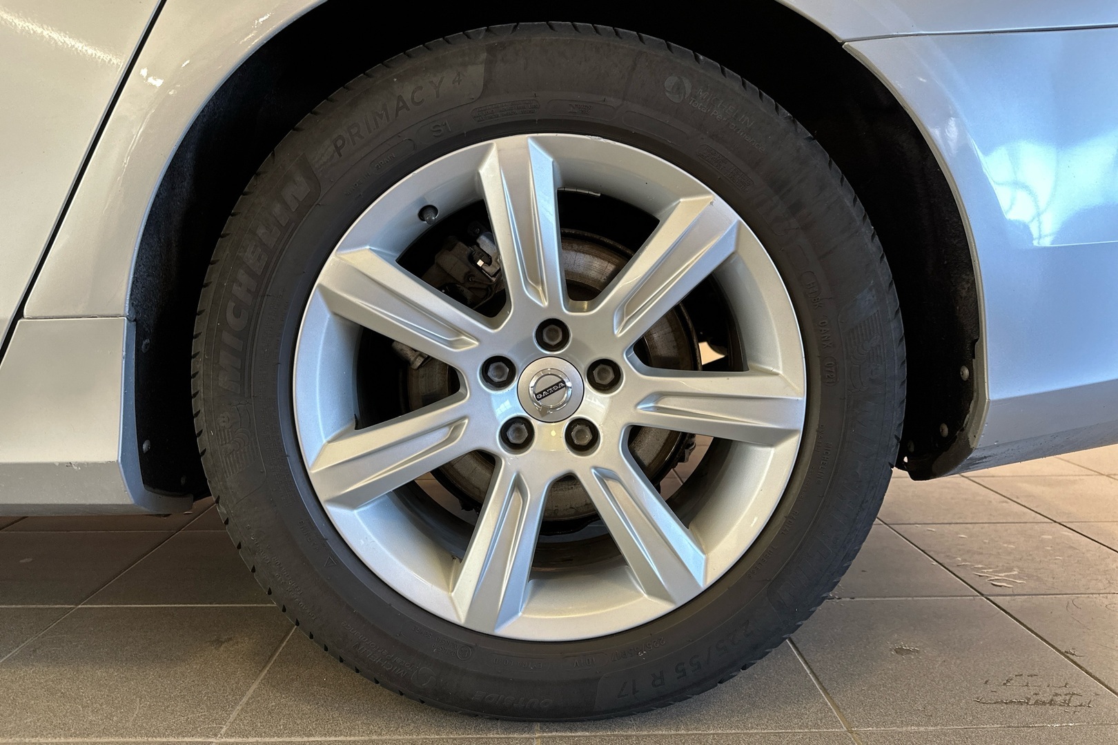 Volvo V90 D4 Business aut 2017, kuva 7/20