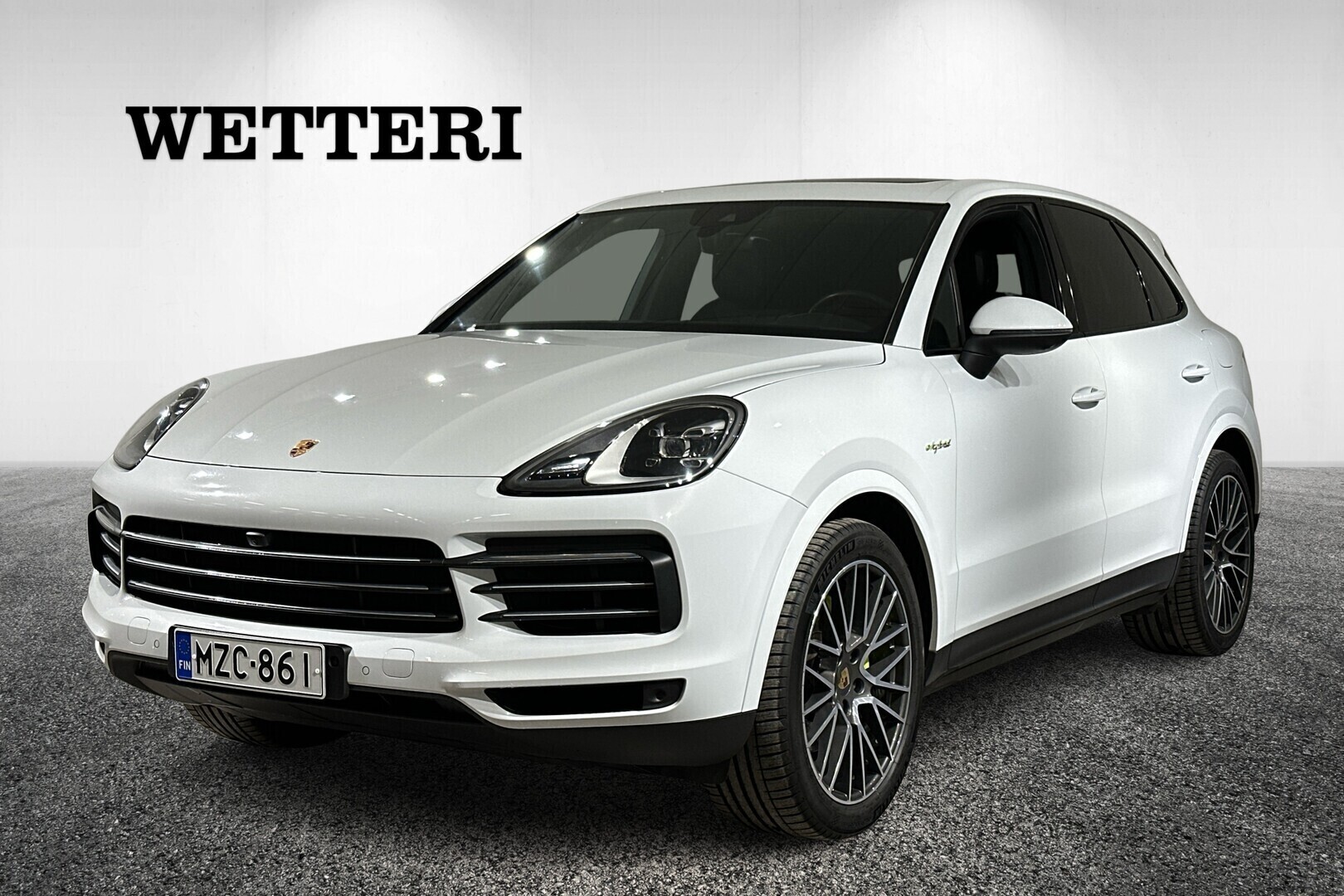 PORSCHE Cayenne E-Hybrid Advantage Package **Saatavilla Wetteri Turva** - Suomi-auto / Matrix / Koukku / 360-Kamera / Bose / Ilmajousitus / Panorama / Sport Chrono / 14-suunt. muistipenkit / Akkukäyttöinen lisälämmitys / PDLS / Keyless / Vetomassa 3500 kg