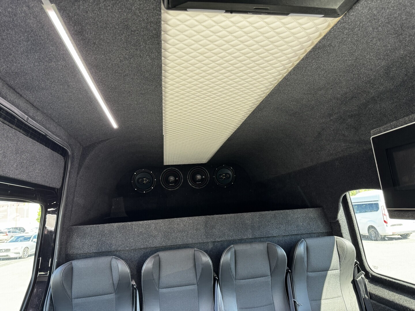 Volkswagen Crafter 2018, kuva 6/7