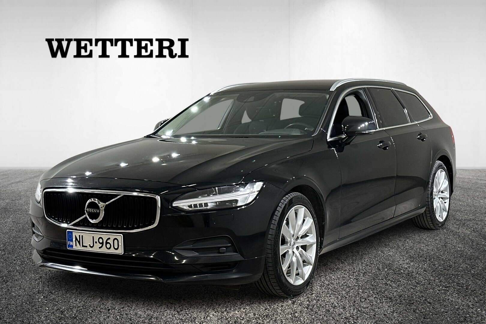 VOLVO V90 D3 Business aut ** VOC / Navi / Webasto / Koukku **