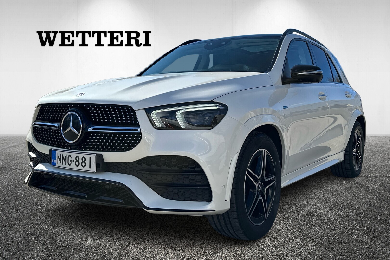 MERCEDES-BENZ GLE 350 de 4MATIC EQ Power - / Wetteri kuntotarkastettu vaihtoauto / Burmester® / Head-up-heijastusnäyttö / Distronic Plus / Multibeam-LED / AMG sisä ja ulkop / Vetokoukku /