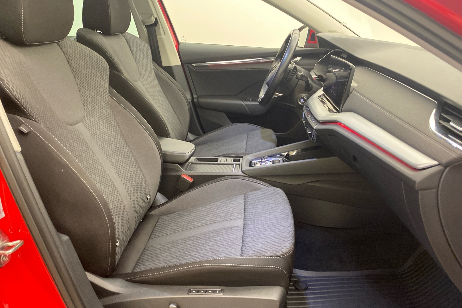 Skoda Octavia 2021, photo 7/20