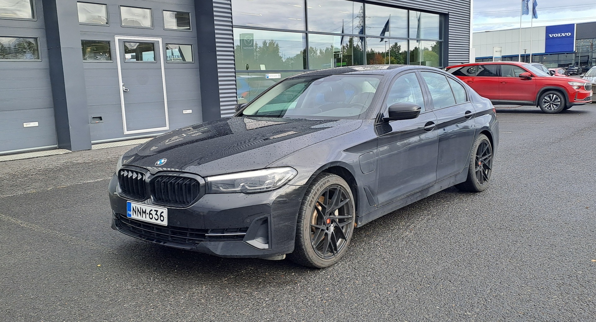 BMW 530 G30 Sedan 530e xDrive A Charged Edition - ** Juuri tullut **