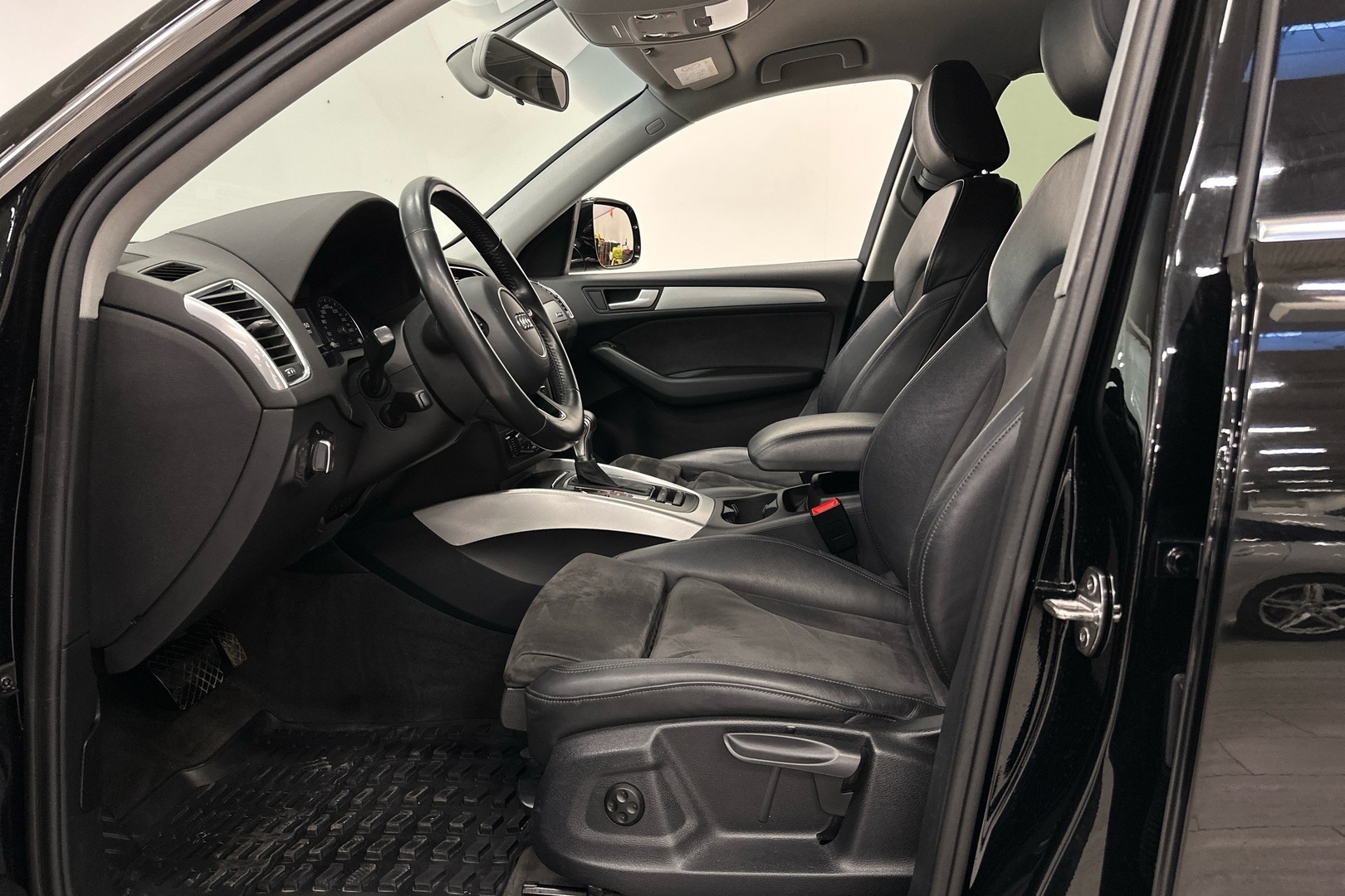 Audi Q5 2016, kuva 7/32
