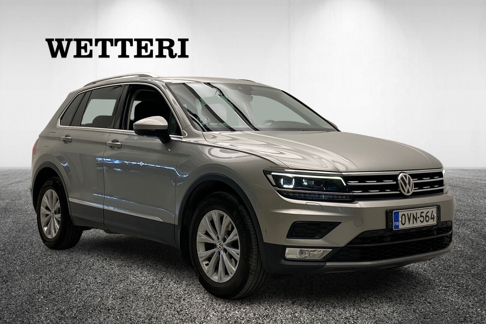 VOLKSWAGEN Tiguan Comfortline 1,4 TSI 110 kW (150 hv) 4MOTION DSG-automaatti - Neliveto / Huippuvarusteilla / Siistikuntoinen / Vetokoukku / Kahdet renkaat alumiinivanteilla