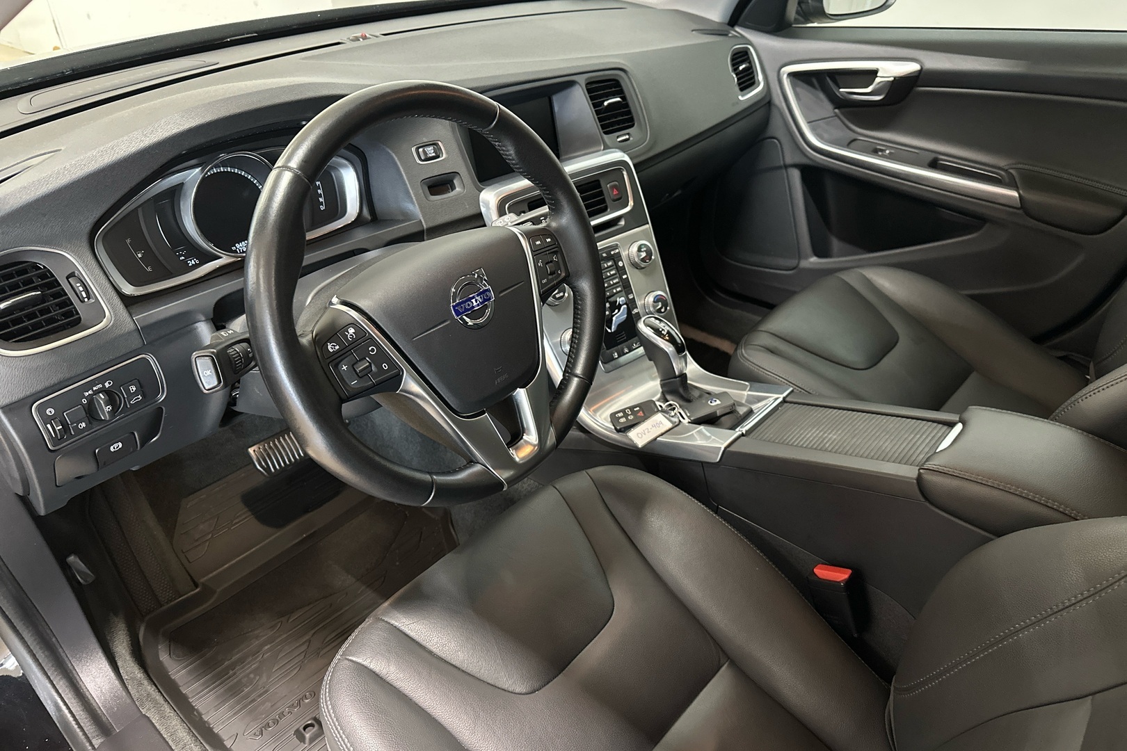 Volvo V60 D4 Classic Summum aut 2017, kuva 6/15