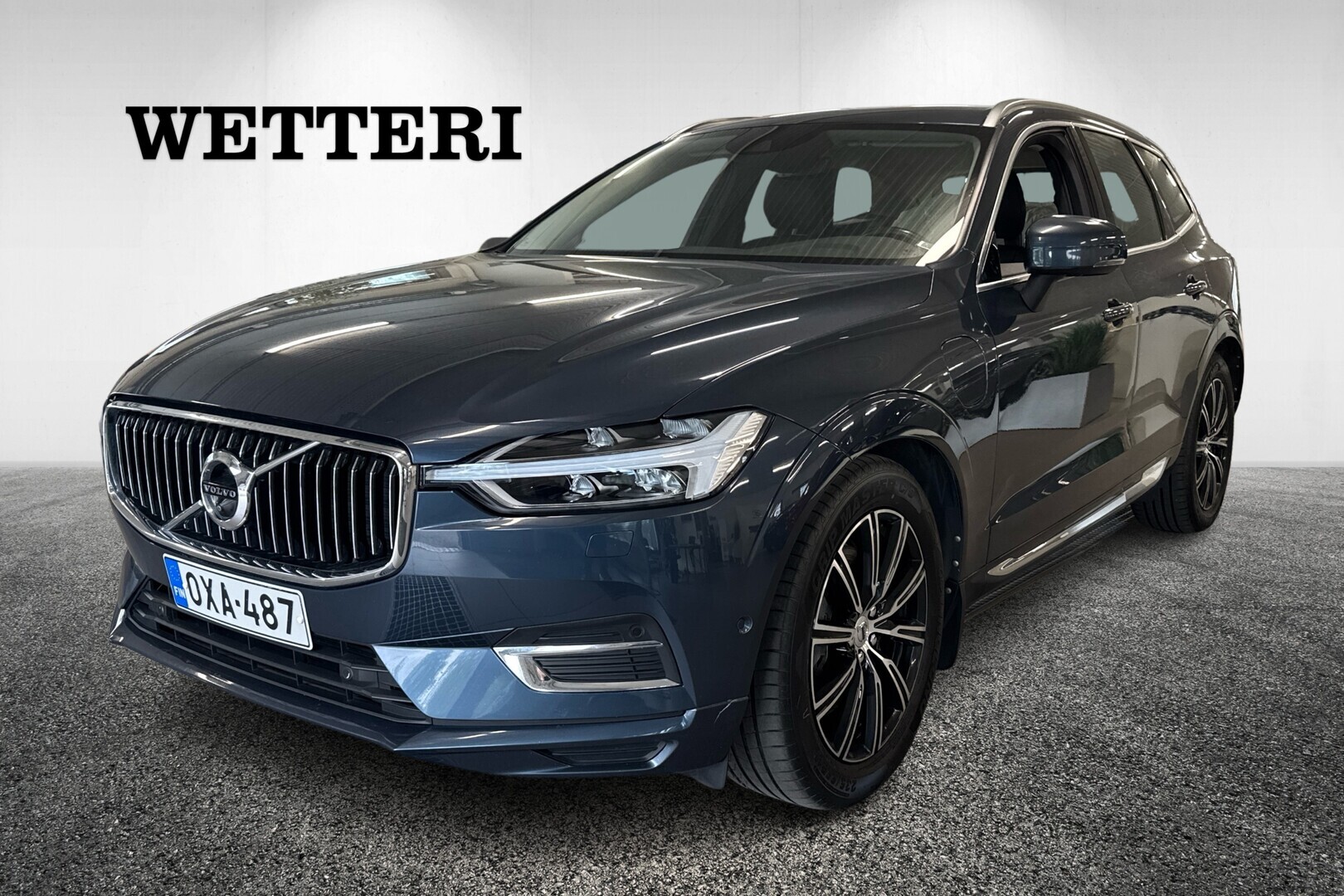 VOLVO XC60 T8 AWD Inscription aut - Suomiauto / Webasto / Adapt.vakkari / Vetokoukku / Four-C ilmajousitus / 360-kamera / Panoraama