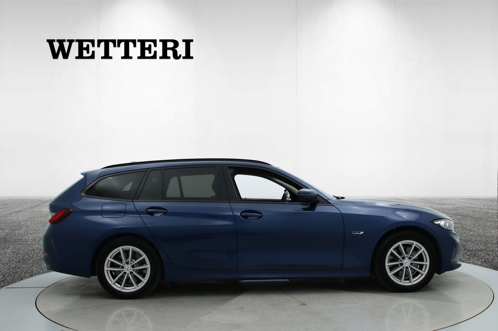 BMW 330 2023, kuva 6/34