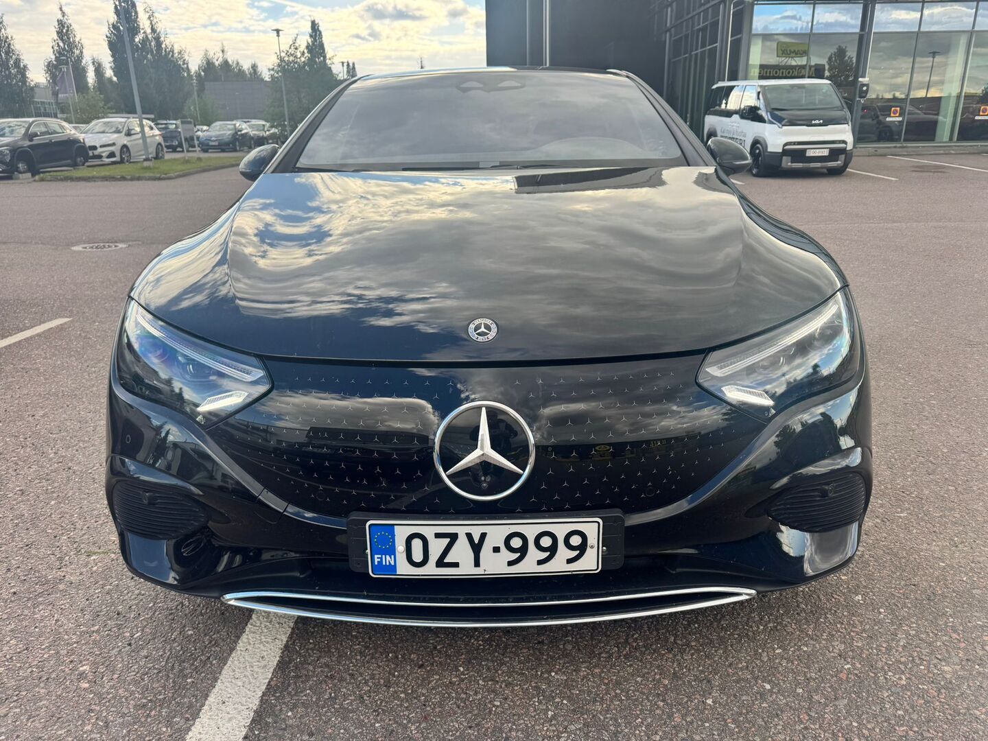Mercedes-Benz EQE 500 4MATIC 2023, photo 3/8