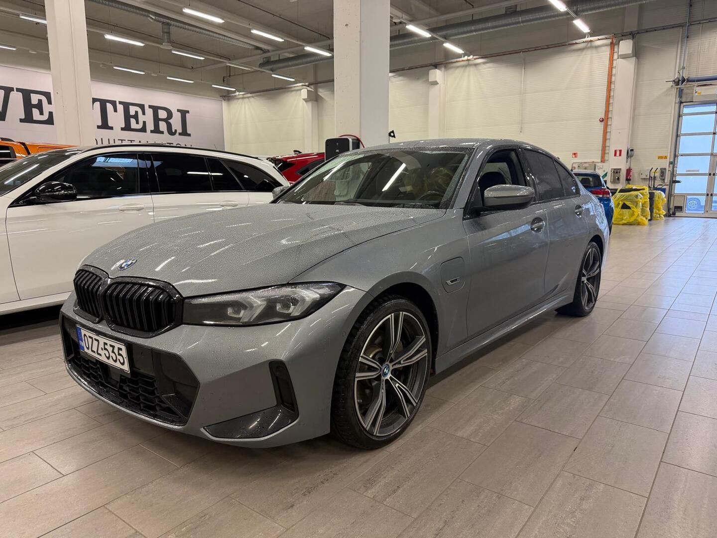 BMW 330 G20 Sedan 330e xDrive A Charged Edition - ** Peruutuskamera / Bluetooth / Widescreen / Juuri tullut - Kysy tarjous jo nyt **