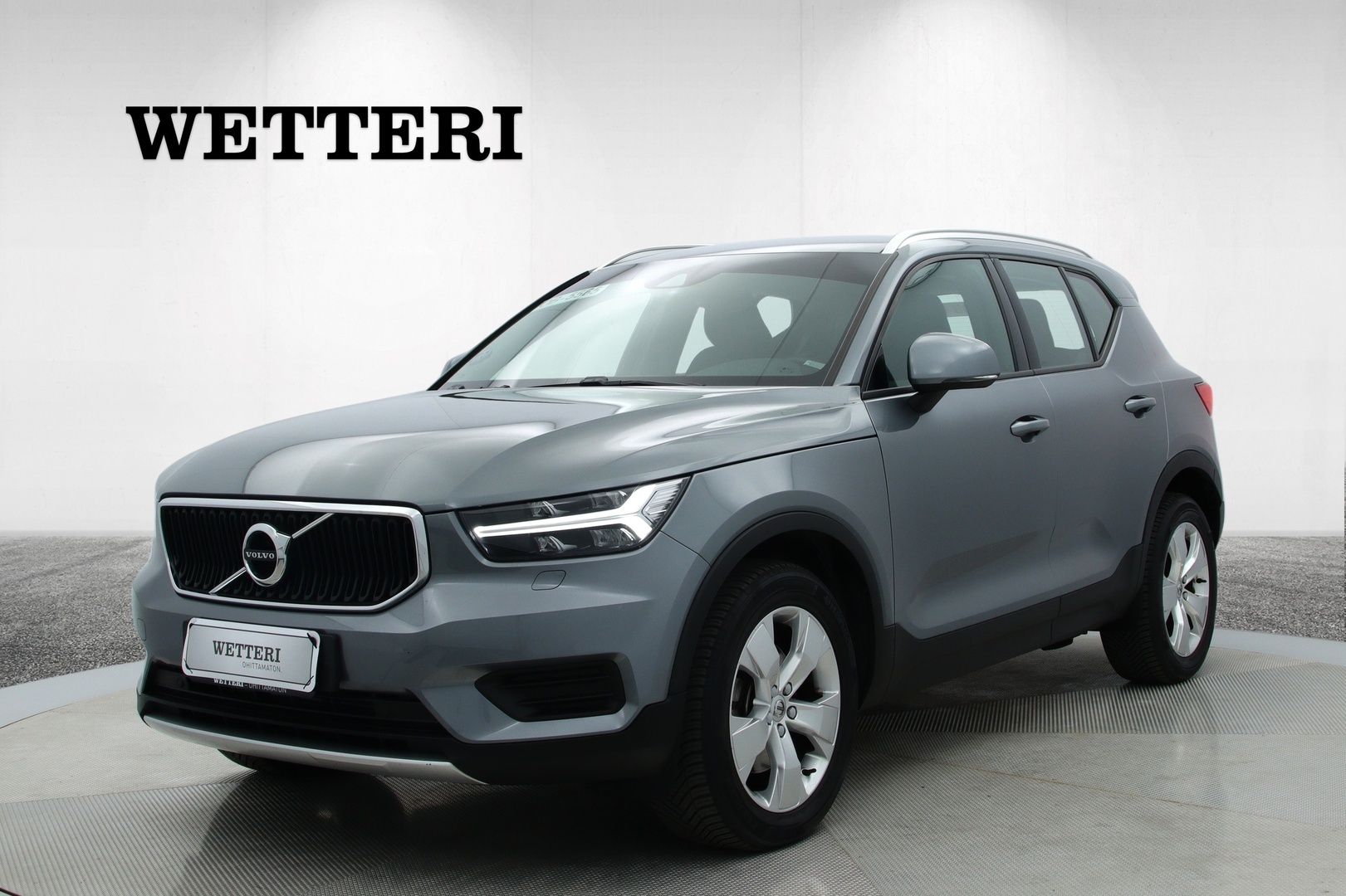 VOLVO XC40 T4 Momentum aut/ Lisälämmitin/ Muk.Vakionopeudensäädin/ P.kamera/ Navigointi - Lisälämmitin/ Muk.Vakionopeudensäädin/ P.kamera/ Navigointi
