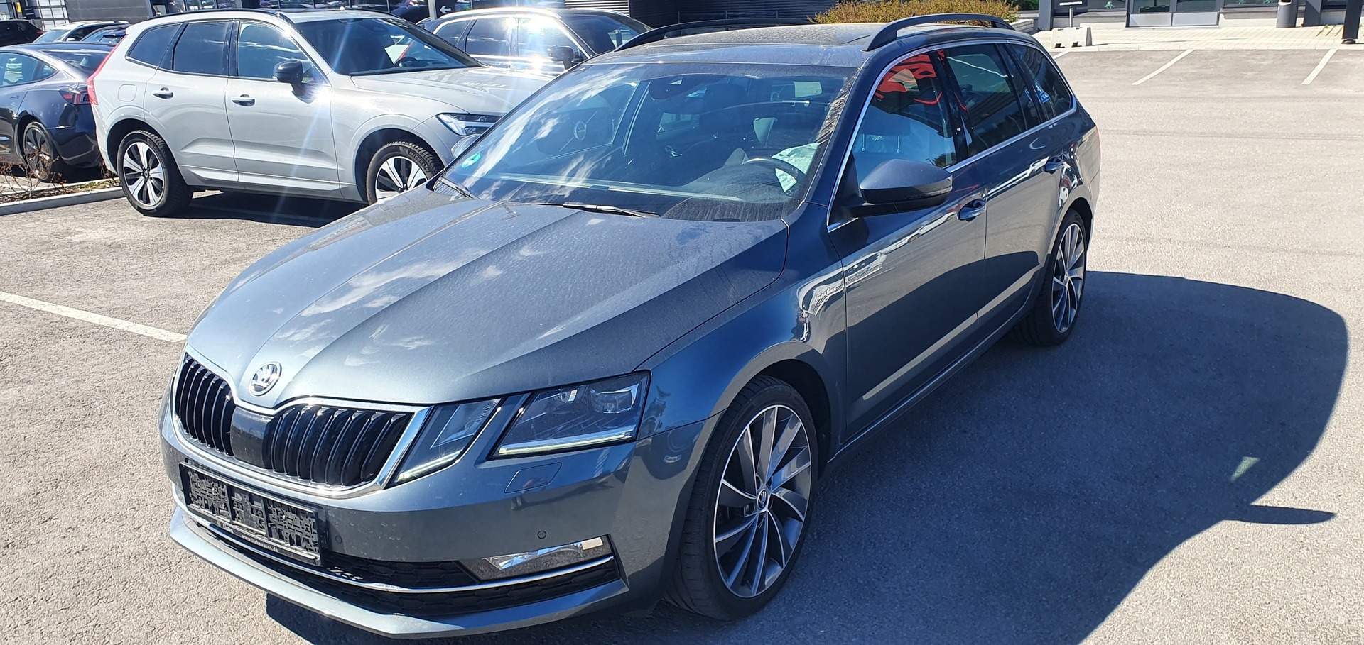 SKODA Octavia Combi 2,0 TSI 190 4x4 L&K BusinessLine DSG Aut ** Webasto / ACC / Digimittaristo / Canton / Panoraama / Kamera **