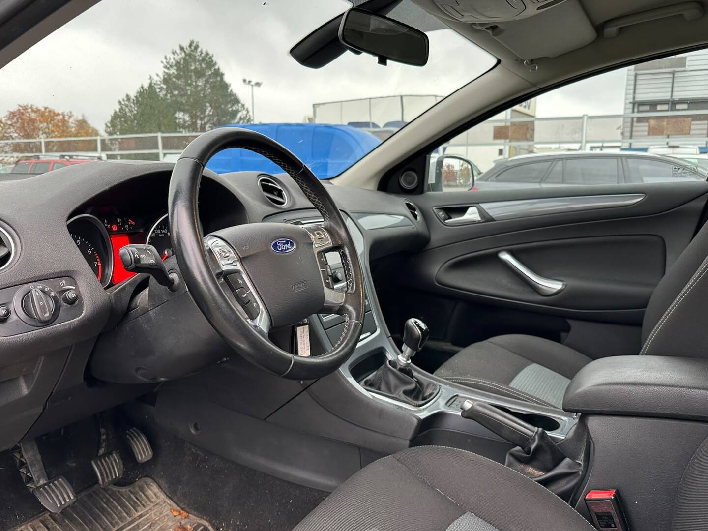 Ford Mondeo 2014, bild 4/6