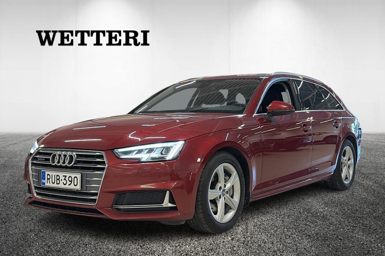 AUDI A4 Avant Business Sport Comfort Edition 40 TDI 140 kW quattro S tronic // Koukku / Webasto / Matrix-Led / Carplay // - // Koukku / Webasto / Matrix-Led / Carplay / Suomi-auto //