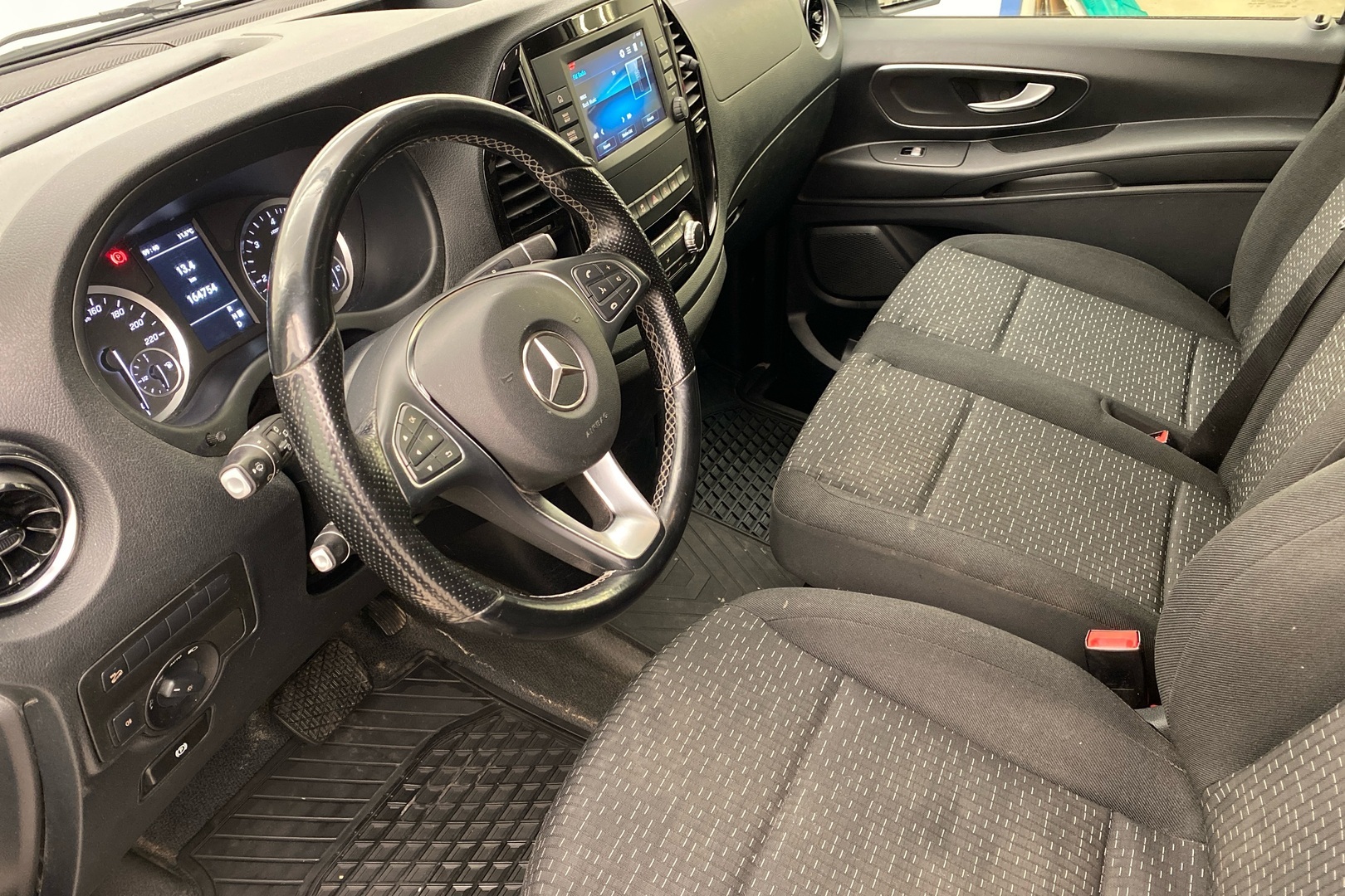 Mercedes-Benz Vito 2021, kuva 6/14