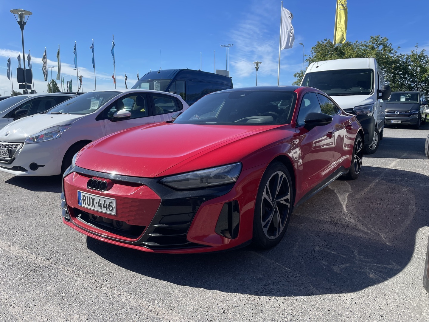 AUDI e-tron GT 60 quattro - Kysy tarjous jo nyt! 0405369184 (Myös WhatsApp) / mikko.leinonen@wetteri.fi