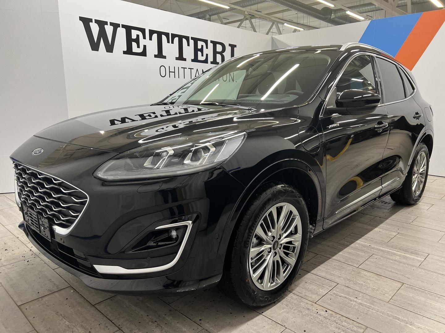 FORD Kuga 2,5 Ladattava hybridi (PHEV) 225hv CVT FWD Vignale 5-ovinen - ** Jäätävät varusteet / LED / Muk.vakkari / B&O Audio / HUD ym.**