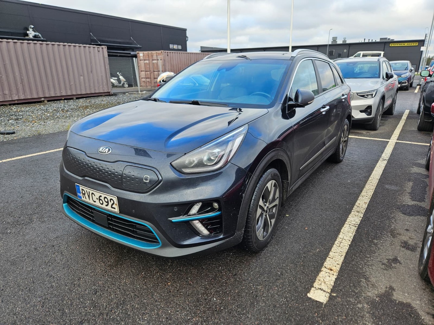 KIA Niro Electric Business Luxury 64 kWh 204 hv / Juuri tullut! / Panorama / ACC / BLIS / JBL / ILP / Ilmast.nahat / Navi / - / Juuri tullut! / Panorama / ACC / BLIS / JBL / ILP / Ilmast.nahat / Navi /